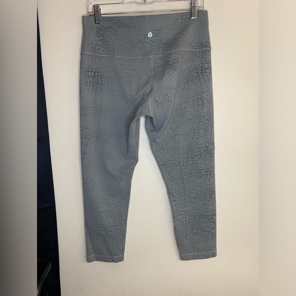 Lululemon Wunder Train High-Rise crop 23” leggings size 12 - Picture 4 of 8